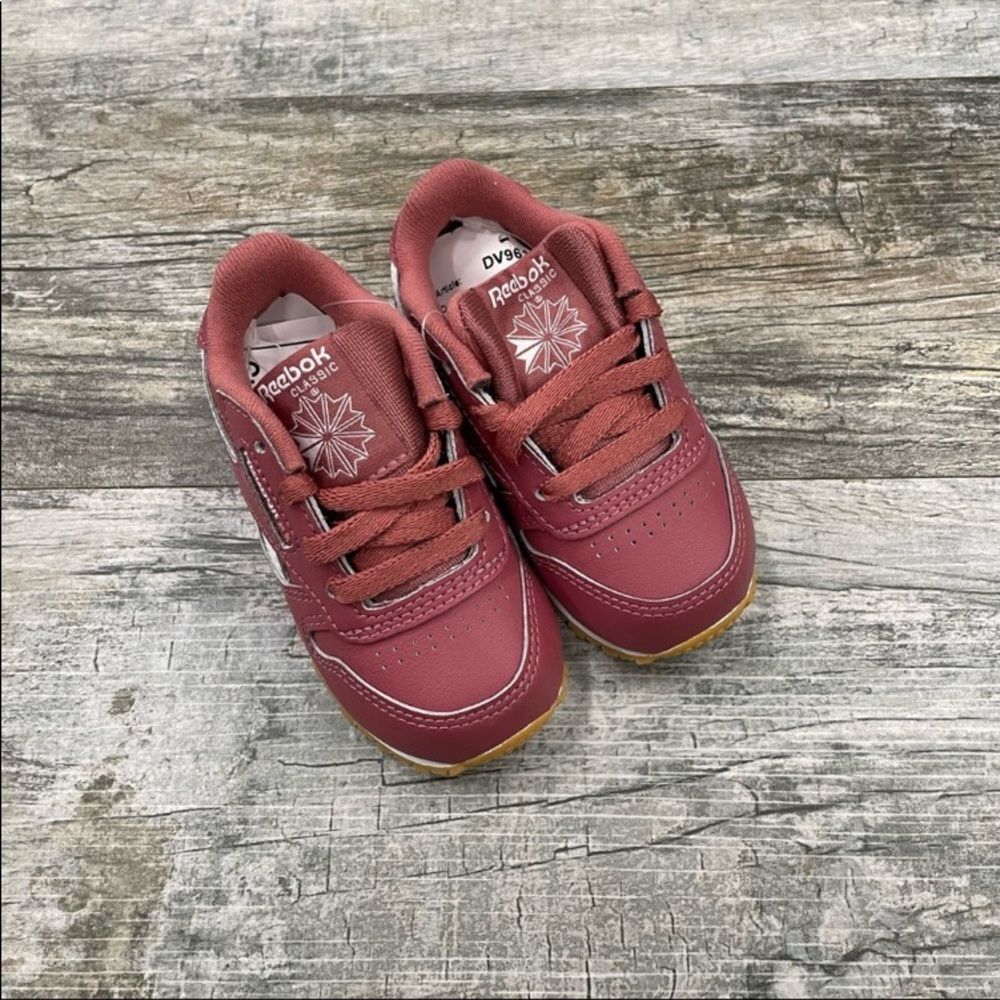 𝅺Reebok Baby Casual Red Sneakers